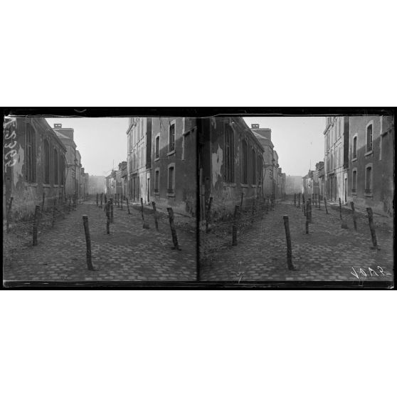 Reims, la rue d'Oseille. [légende d'origine]