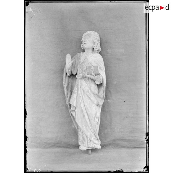 Arras, Pas-de-Calais, oeuvres d'art de Quéant, Saint-Jean. [légende d'origine]