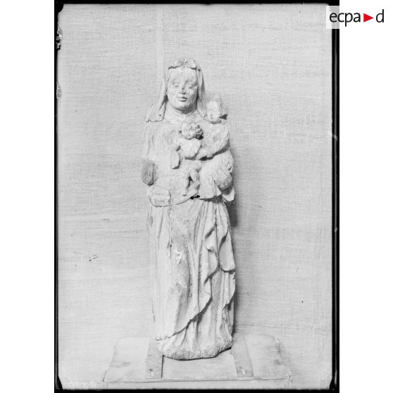 Arras, Pas-de-Calais, Beuvrillers-lès-Bapaume, Sainte-Anne. [légende d'origine]