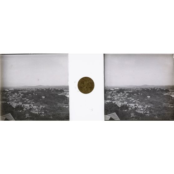 Le quartier d'Antananarina et la résidence vue d'Andohalo. [légende d'origine]