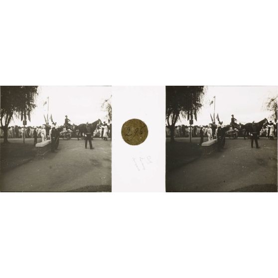 Arrivée de Augagneur. [légende d'origine]