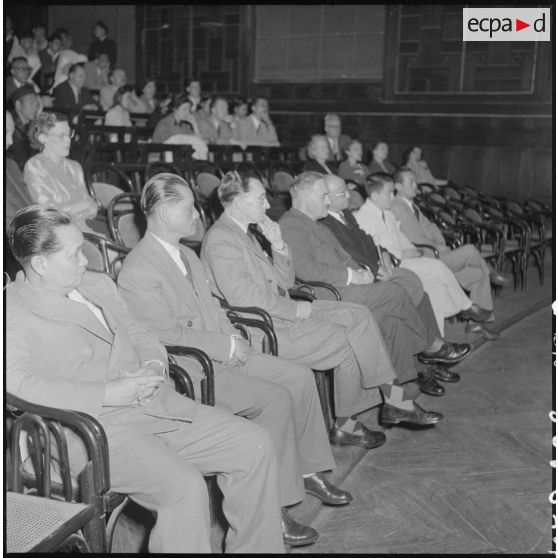 Auditeurs de la conférence de M. Hoang Gia Duc.