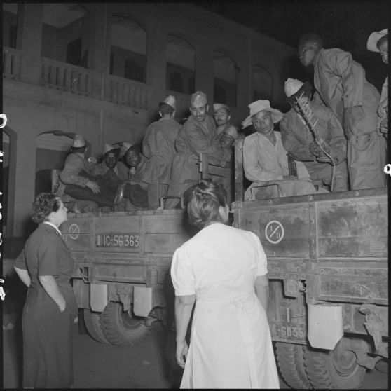 Soldats du CEFEO (Corps expéditionnaire français en Extrême-Orient) récemment libérés.