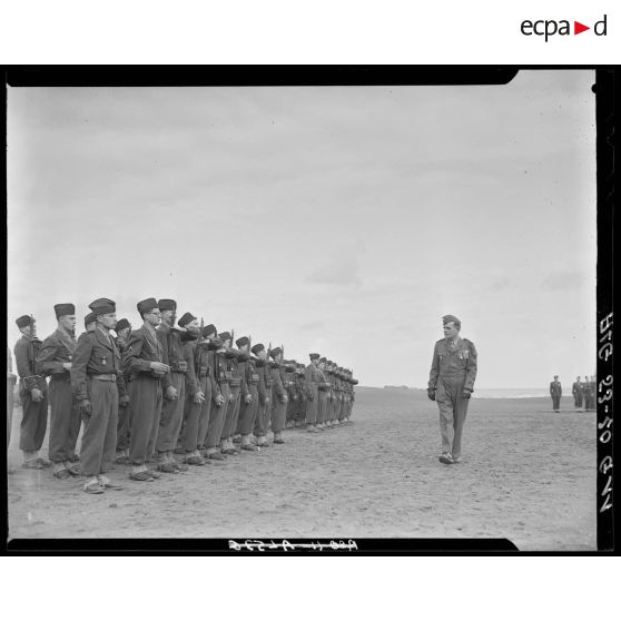Veillée d'armes du 9e RZ (régiment de zouaves) au camp du Lido à Hussein Dey.