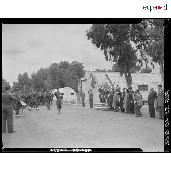 Veillée d'armes au camp du Lido à Hussein Dey pour le 9e RZ (régiment de zouaves).