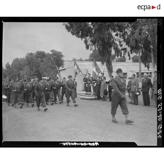 Veillée d'armes au camp du Lido à Hussein Dey pour le 9e RZ (régiment de zouaves).