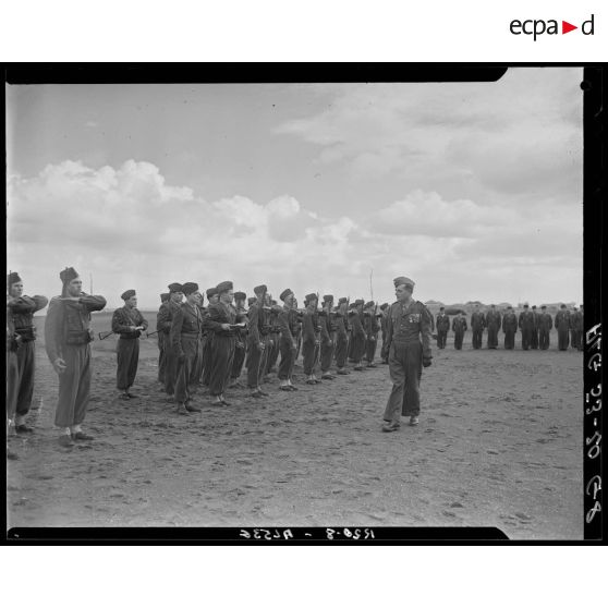 Veillée d'armes du 9e RZ (régiment de zouaves) au camp du Lido à Hussein Dey.