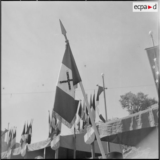 Inauguration du boulevard Maréchal de Lattre de Tassigny par la Maréchale Simone de Lattre de Tassigny à Maison-Carrée.