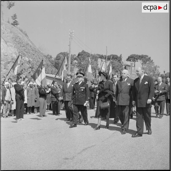 Inauguration du boulevard Maréchal de Lattre de Tassigny par la Maréchale Simone de Lattre de Tassigny à Maison-Carrée.