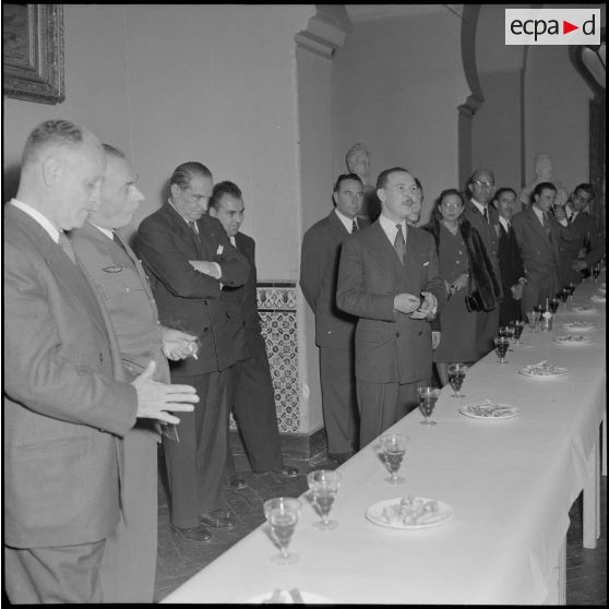 Banquet pour le congrès régional des anciens du CEFEO (corps expéditionnaire française en Extrême-Orient) et des forces d'Indochine et de Corée à Alger.