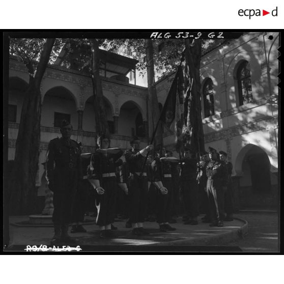 Cérémonie d'inauguration du cercle d'études au mess des officiers à Alger.