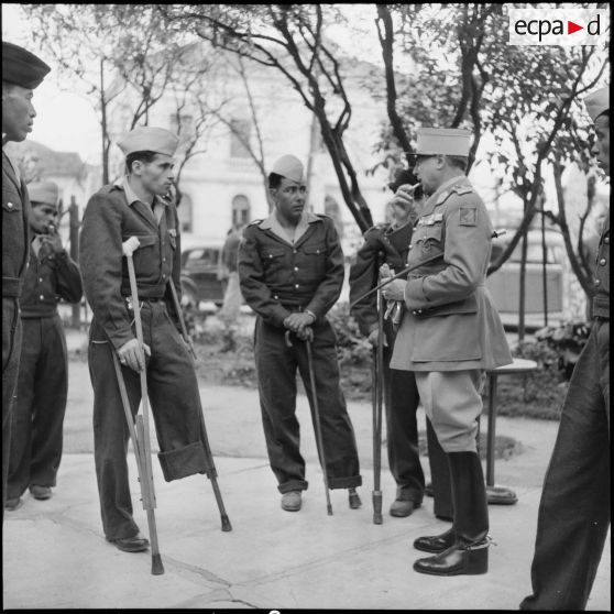 Les permissionnaires poursuivent leur visite dans Alger.