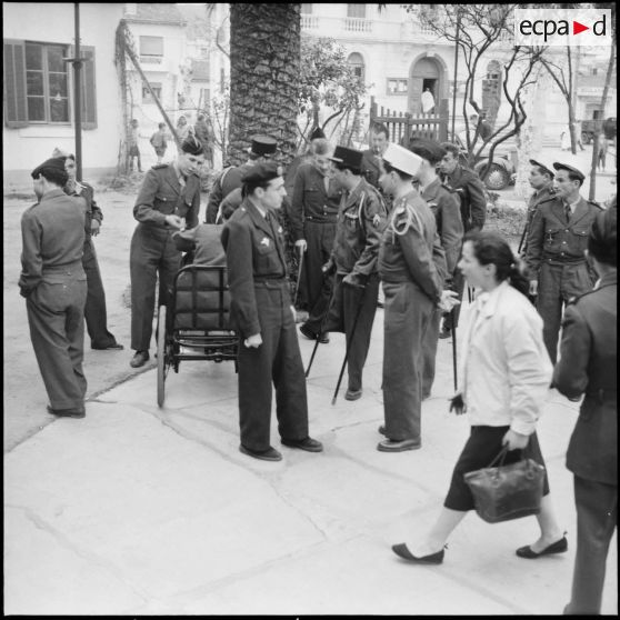 Les permissionnaires poursuivent leur visite dans Alger.