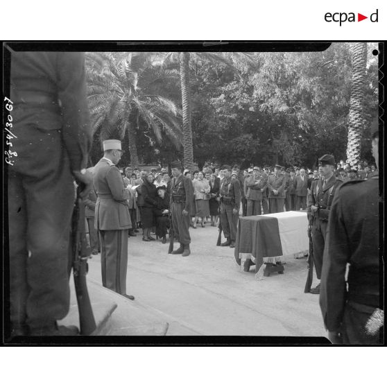 Eloge funèbre d'un colonel pour le maréchal des logis-chef Chanot.