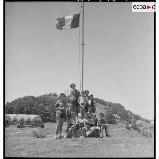 Vie quotidienne pour les enfants en colonies de vacances au centre de Chréa.