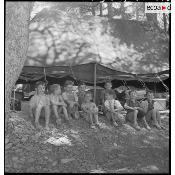 Vie quotidienne pour les enfants en colonies de vacances au centre de Chréa.