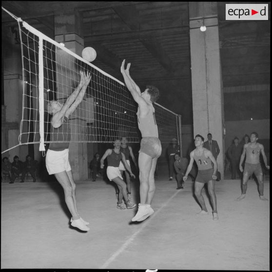 Déroulement du match de volley-ball.