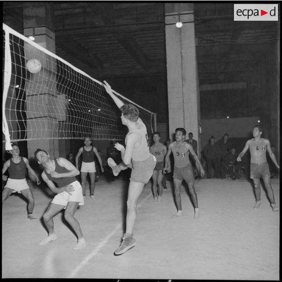 Déroulement du match de volley-ball.