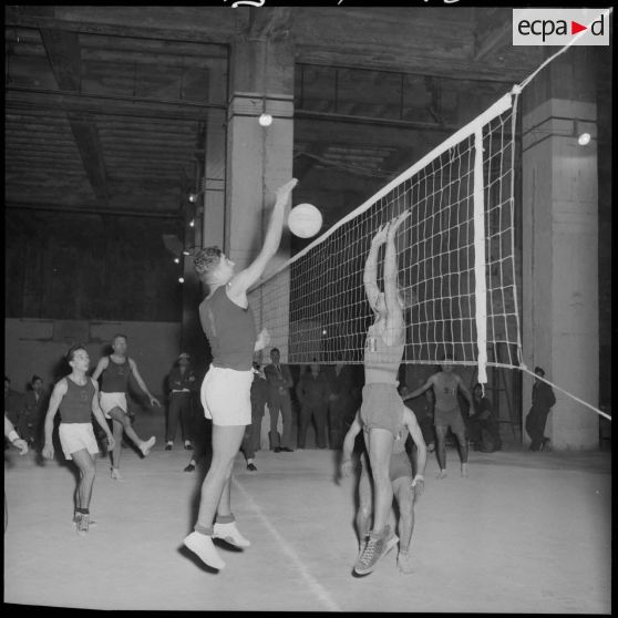 Déroulement du match de volley-ball.