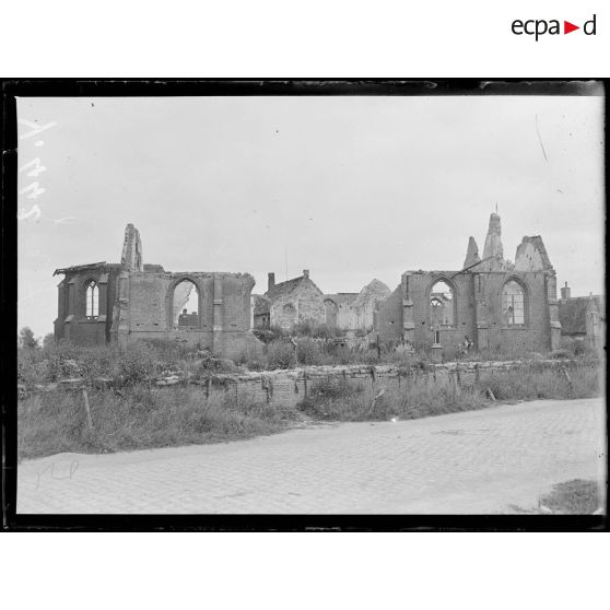 Nieucappelle. L'église. [légende d'origine]