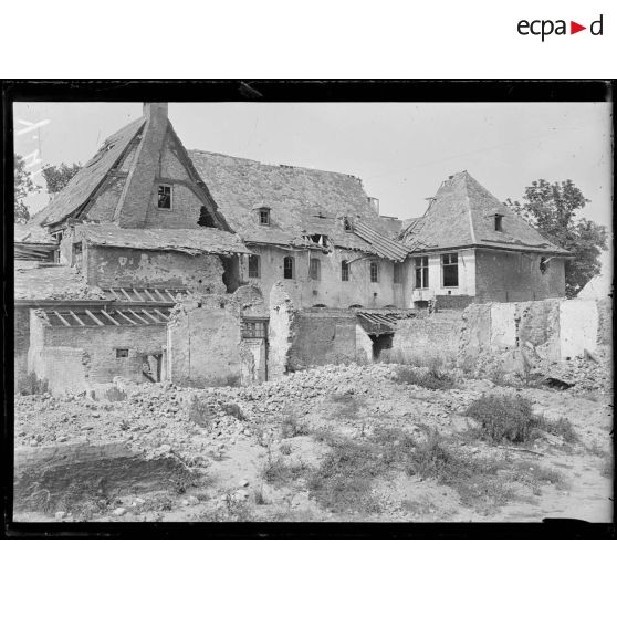 Nieuport. Maison bombardée. [légende d'origine]