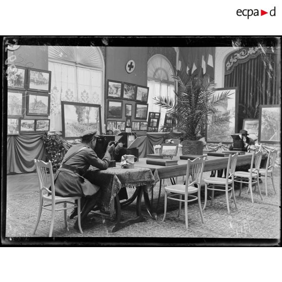 Nice. La table des albums. [légende d'origine]