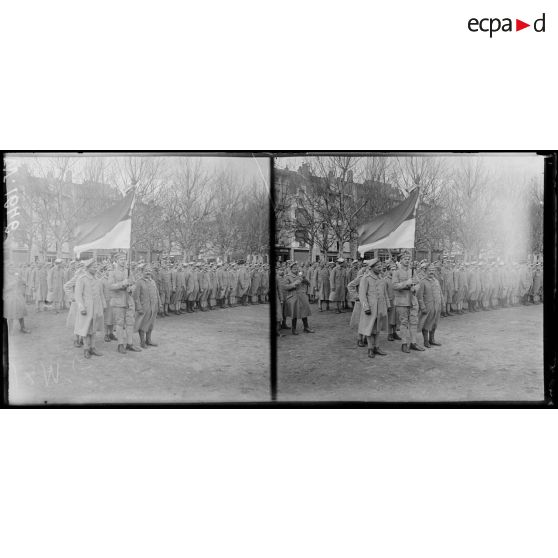 Le Puy, garde au drapeau polonaise. [légende d'origine]