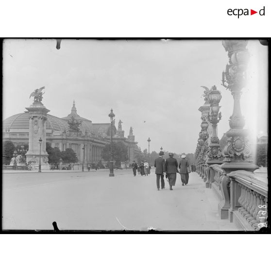 Paris. Le Grand Palais. [légende d'origine]
