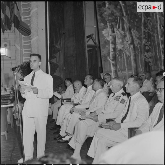 Discours d'un professeur à l'occasion de la remise des prix aux élèves du lycée Albert Sarraut.