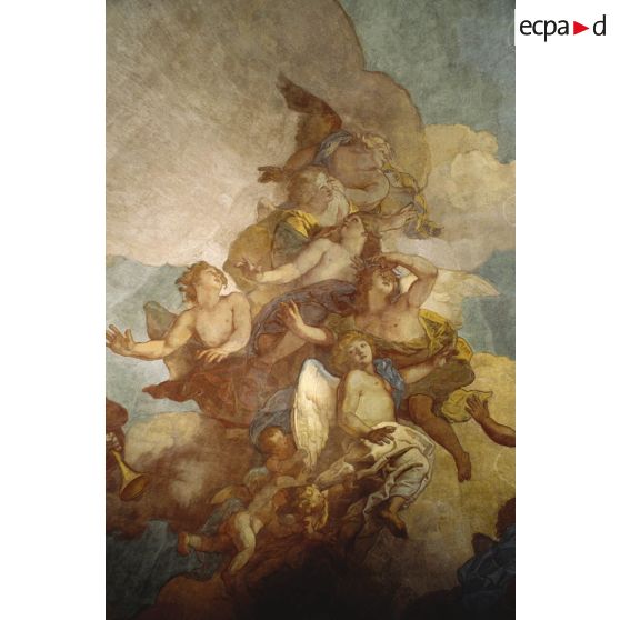 Restauration de la fresque couvrant la coupole de l'Hôtel national des Invalides.