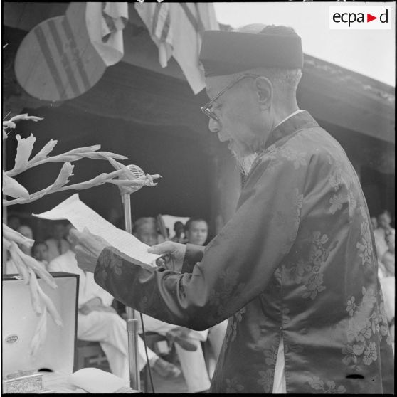 Discours du président de l'association culturelle du Nord-Vietnam à l'occasion de la distribution des prix littéraires.