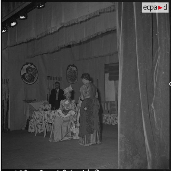 Une représentation de "La cuisine des anges" au théâtre municipal d'Hanoï.