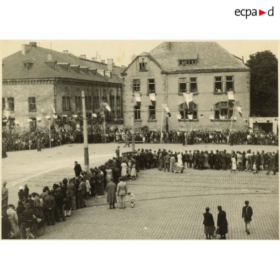 Cérémonie militaire du 37e régiment d'infanterie.