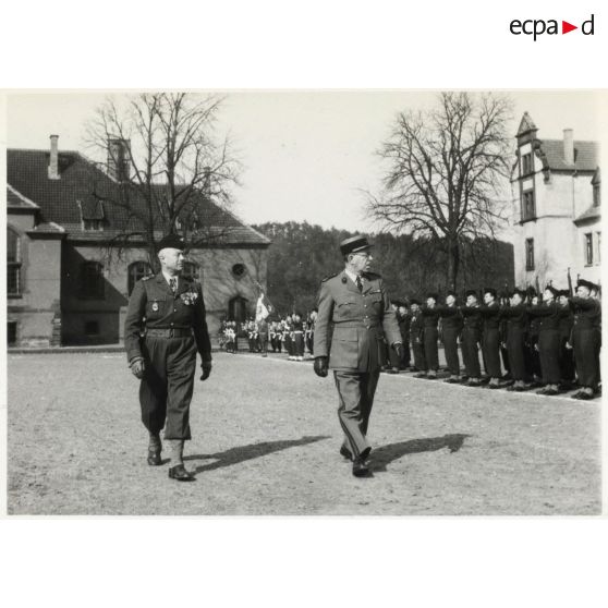 Prise de commandement du 37e bataillon d'ouvrages (37e BO) par le lieutenant-colonel Gourand.