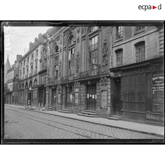 Amiens. Le théâtre. [légende d’origine]