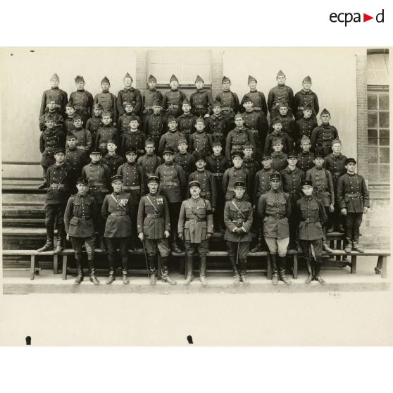 Photographie de groupe du 11e régiment d'artillerie lourde coloniale (11e RALC).