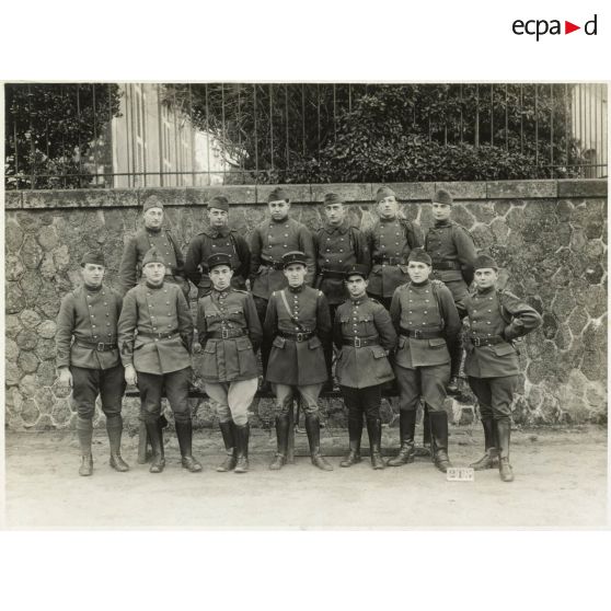 Photographie de groupe du 11e régiment d'artillerie lourde coloniale (11e RALC).