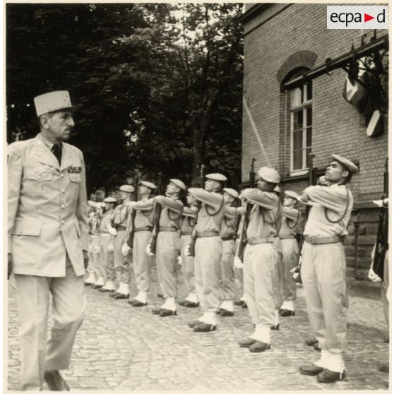 Journée portes ouvertes au quartier Rabier à Sarrebourg, fête du 37e régiment d'infanterie.