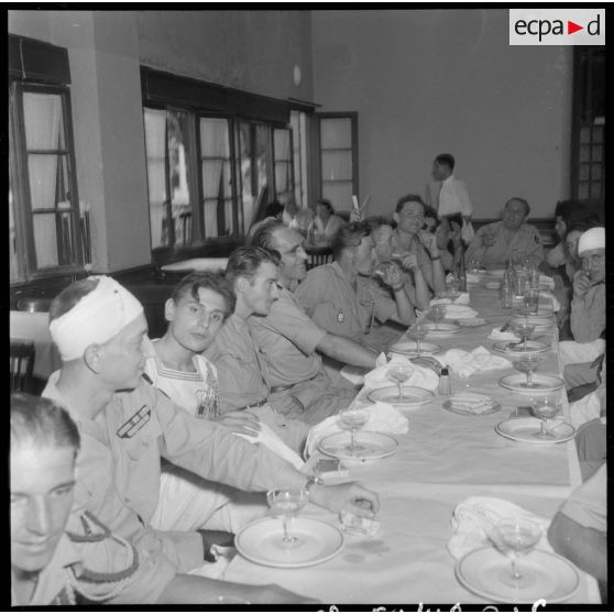Repas de légionnaires blessés lors d'une sortie à Castiglione (Bou Ismaïl).