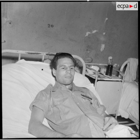 Portrait d'un légionnaire en convalescence à l'hôpital Maillot d'Alger.