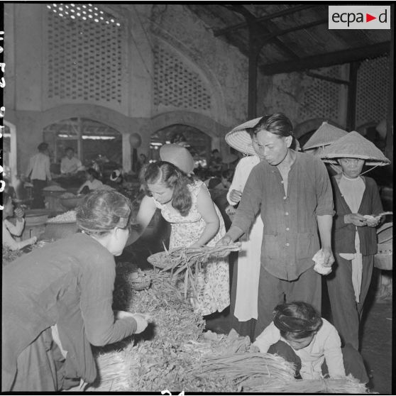 Un étal du grand marché d'Hanoï.