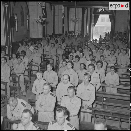 Vue de la nef lors de la messe de requiem organisée à la mémoire du général Chanson en la cathédrale Saint-Joseph.