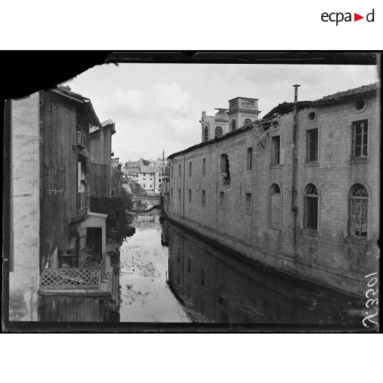 Verdun (Meuse). Le quartier des Tanneries. [légende d'origine]