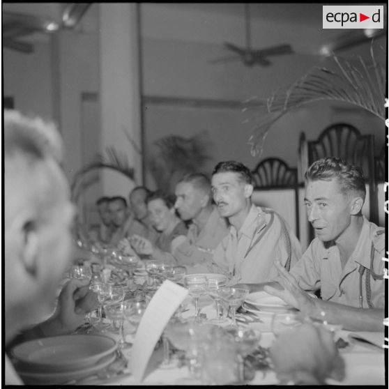 Dîner d'adieu du 7e RTA (régiment des tirailleurs algériens).