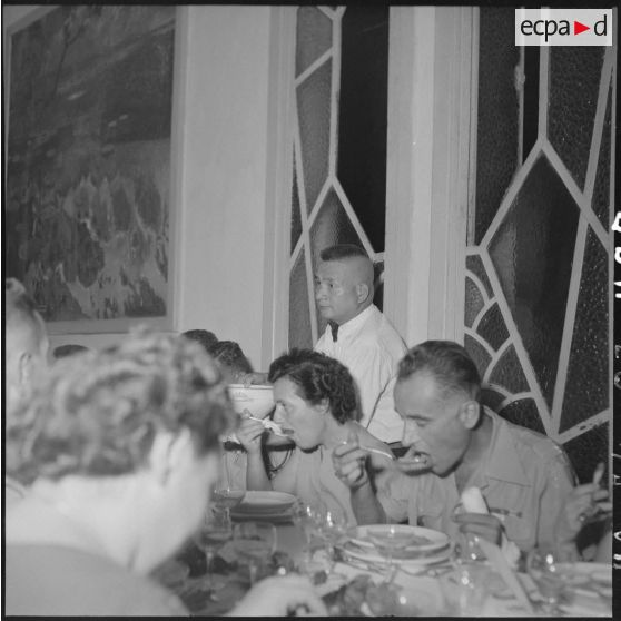 Dîner d'adieu du 7e RTA (régiment des tirailleurs algériens).