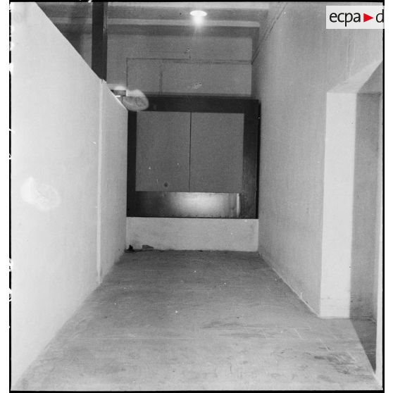 Ecran du ciné-tir de l'école des élèves aspirants ou CIEO (Centre d'instruction des élèves officiers) de Cherchell à la caserne Dubourdieu.