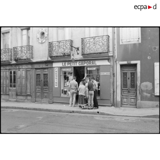 Derniers instants à Castres pour le 8e RPIMa avant le départ pour le Liban.