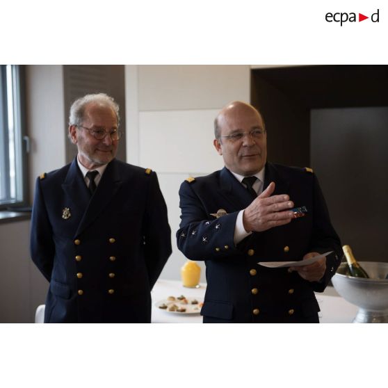 Discours de l'amiral Christophe Prazuck, CEMM (chef d'état-major de la Marine), lors de la cérémonie d'intronisation des POM (peintres officiels de la Marine) au Ministère des Armées.