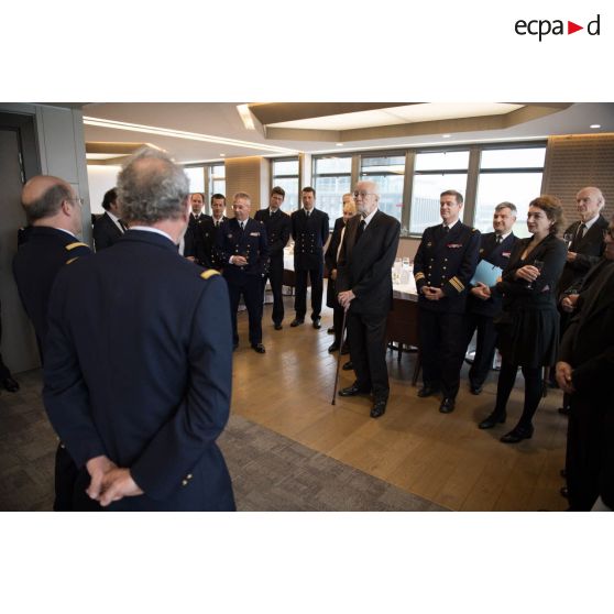 Discours de l'amiral Christophe Prazuck, CEMM (chef d'état-major de la Marine), lors de la cérémonie d'intronisation des POM (peintres officiels de la Marine) au Ministère des Armées.