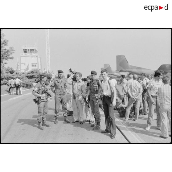 Equipe ECPA avant le départ pour Beyrouth à Bastia.